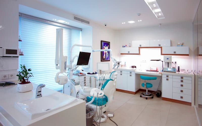 A Patient's Guide to Choosing the Best Dentist in KK Nagar